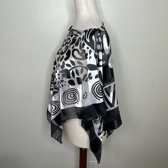 SILK FREE Scarf Poncho 100% Polyester Black White Geometric Print Made in Korea - Picture 2 of 16